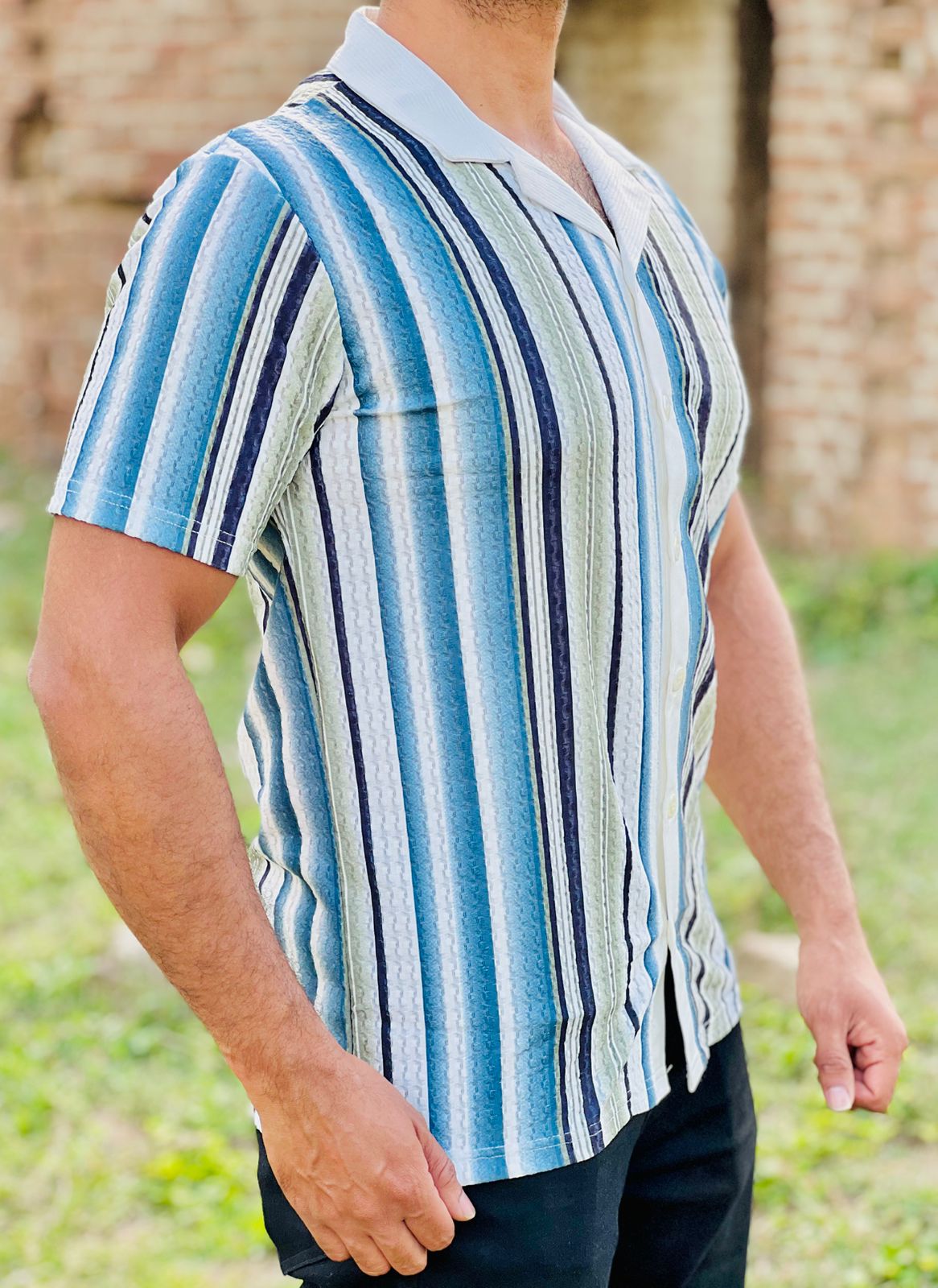 Men’s  Textured Knit Cuban Collar Shirt – Slim Fit Casual Wear