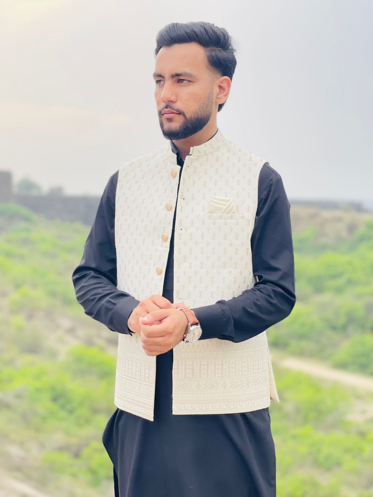Elegant Mandarin Collar Waistcoat | Starfabrics
